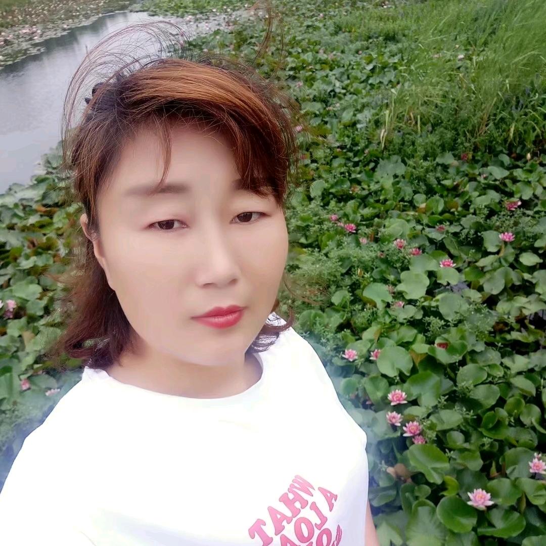 茉茉穿搭