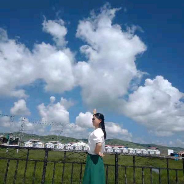 在宕昌卖家具的花姐