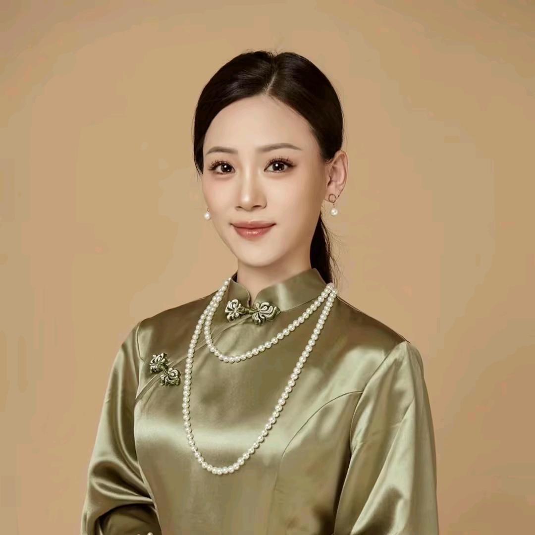 瑜伽田子老师
