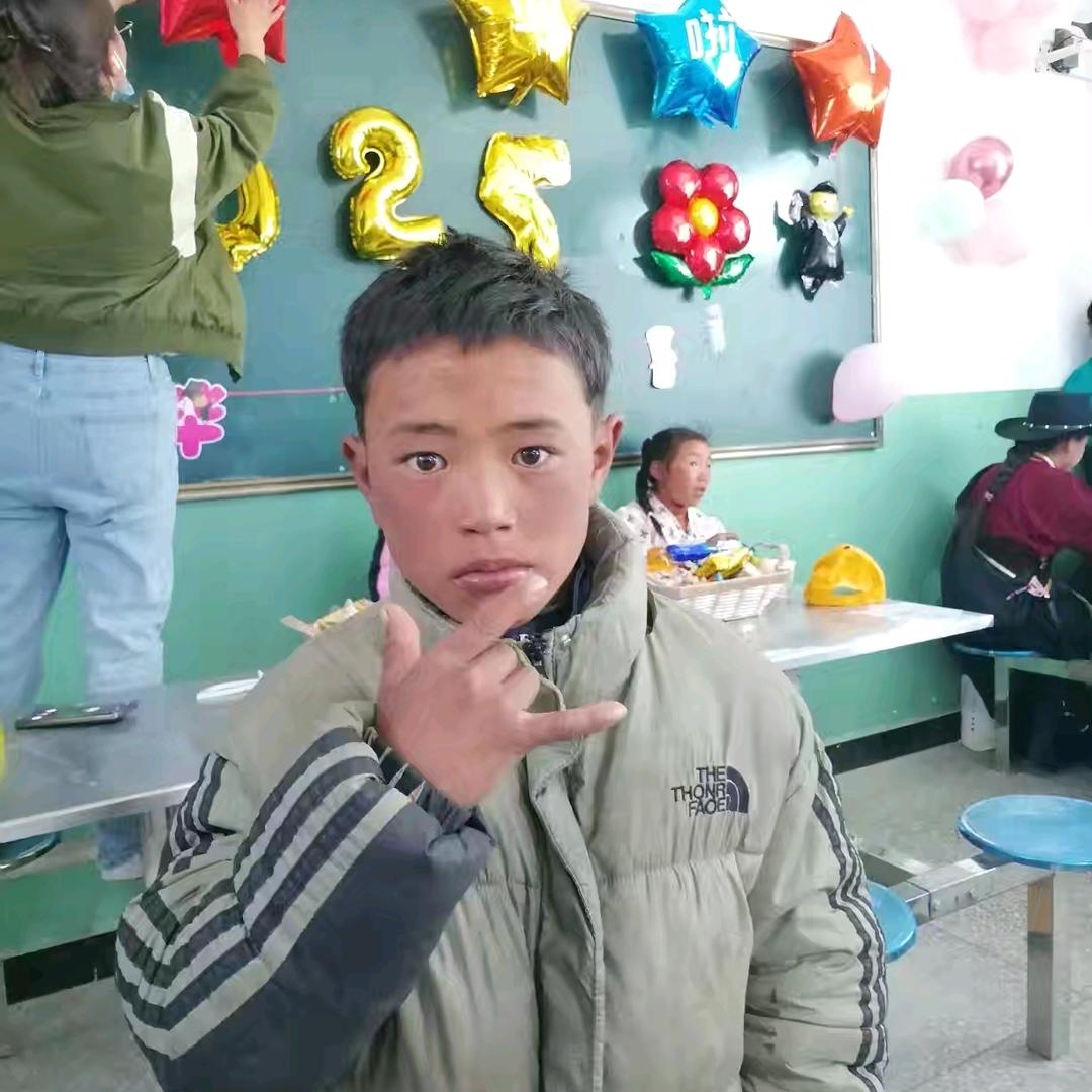 西藏男人