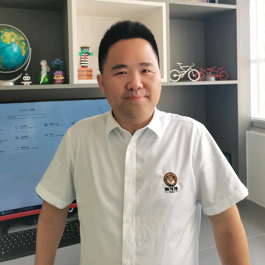 爱河狸田阳总代