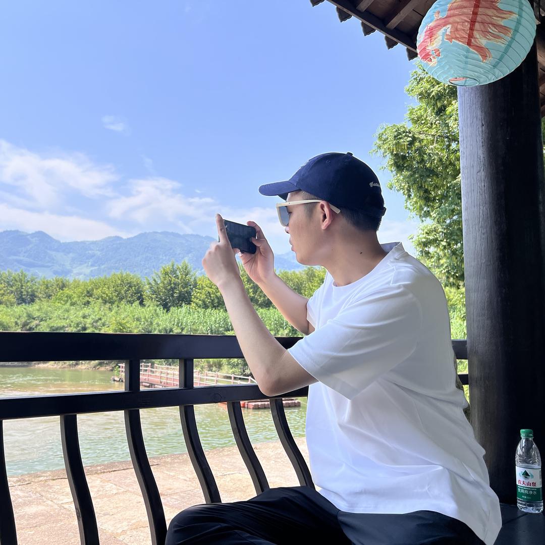 阳光小生