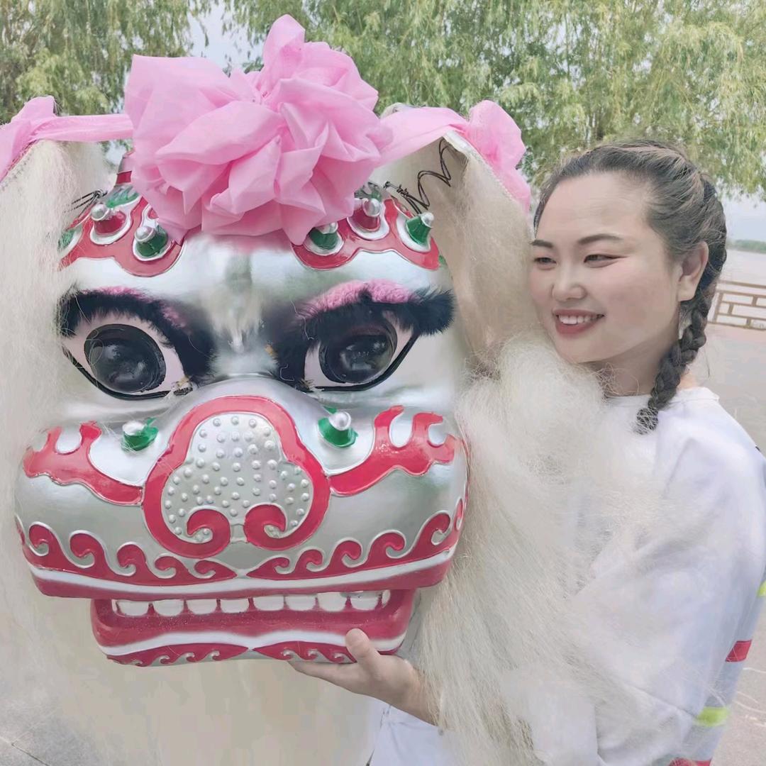 顺子小白狮醒狮队（丽丽接单中）