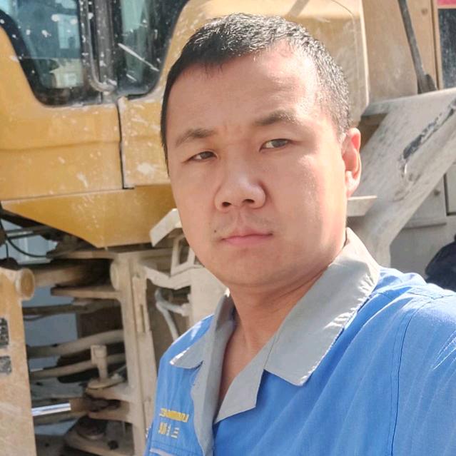 辛工的铲车世界