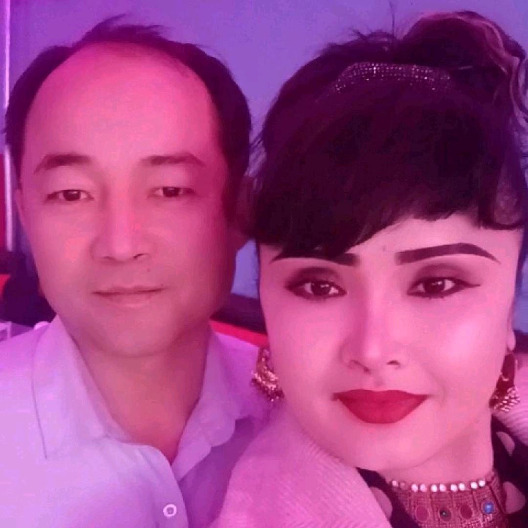 沙塔尔. 依布拉音