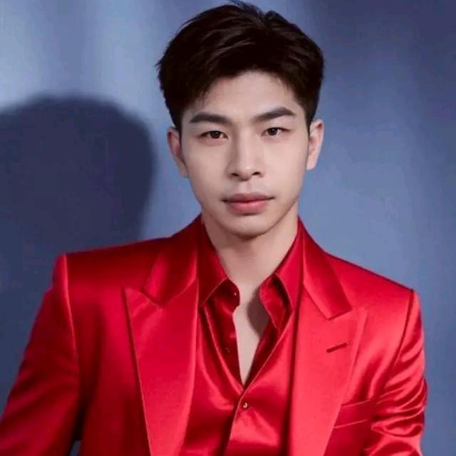 古往今来(„ಡωಡ„)栓Q