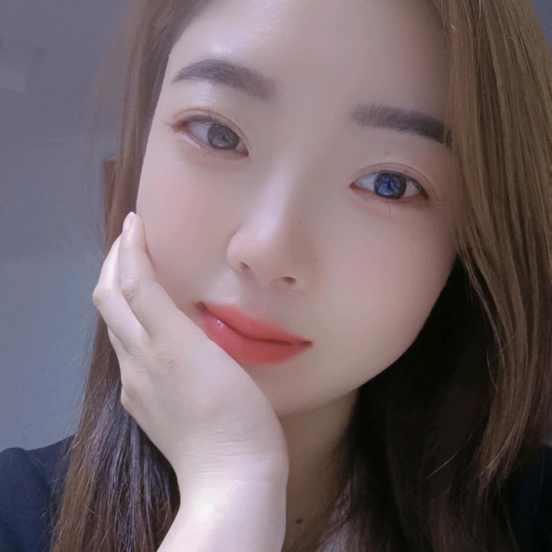 亚芳