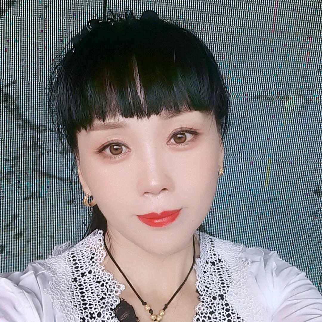 张小梅唢呐吹唱团。