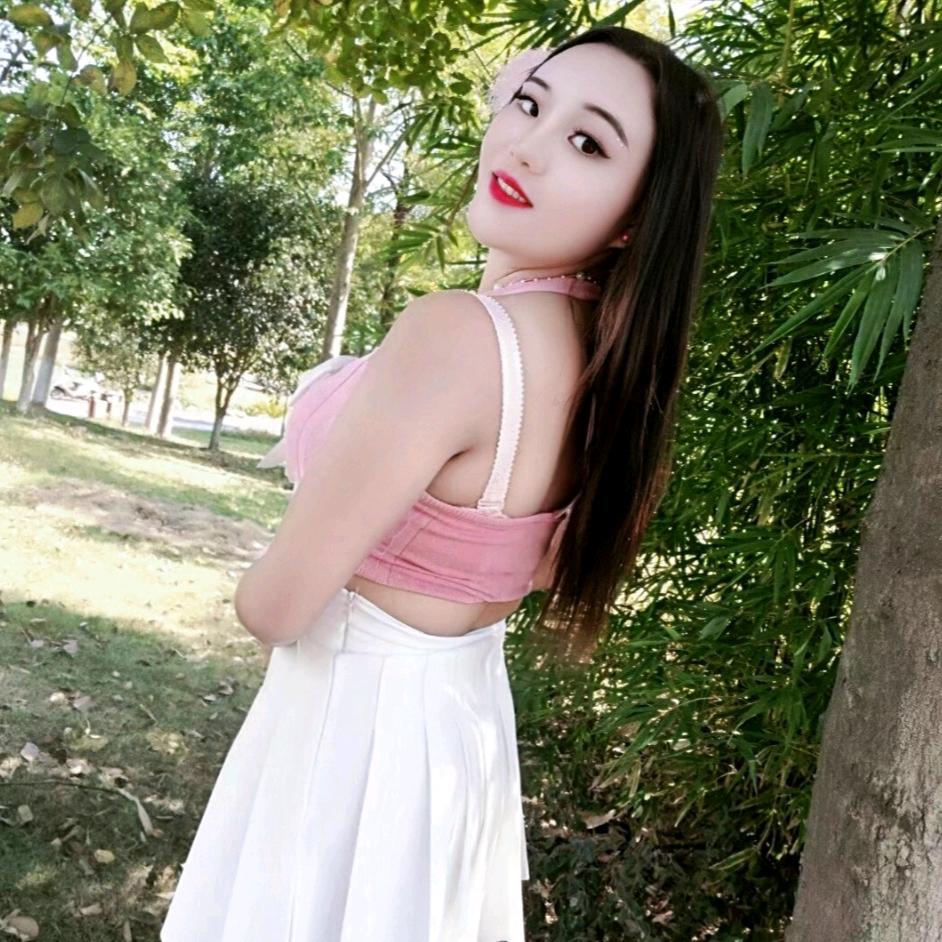 爱自恋的女孩