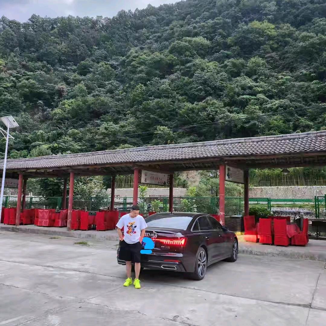 刚好四个圈