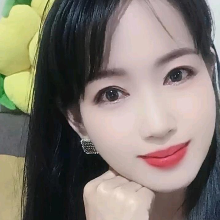 月光下的玫瑰花