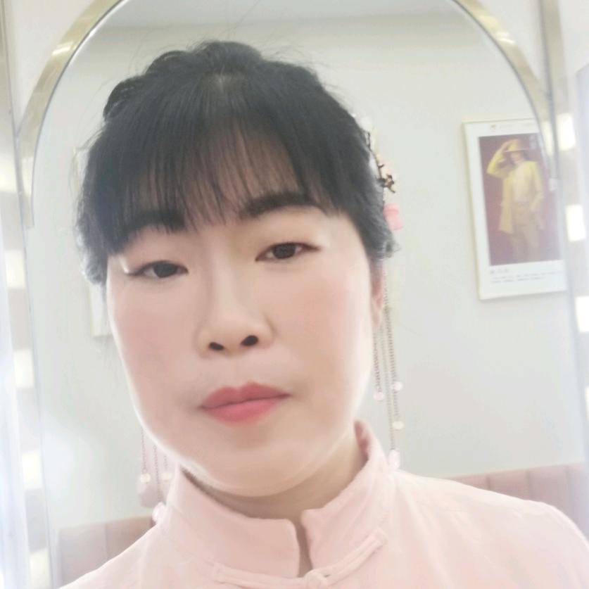 小莫