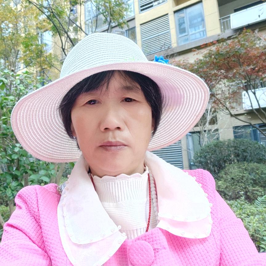 李六秀