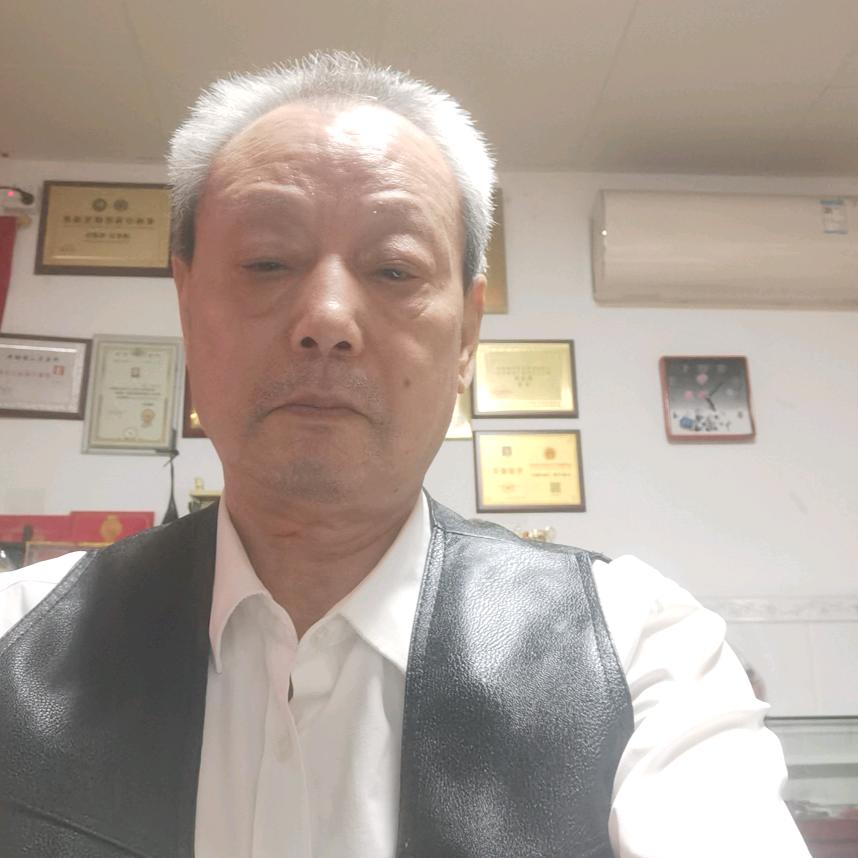 易经大师：高连法