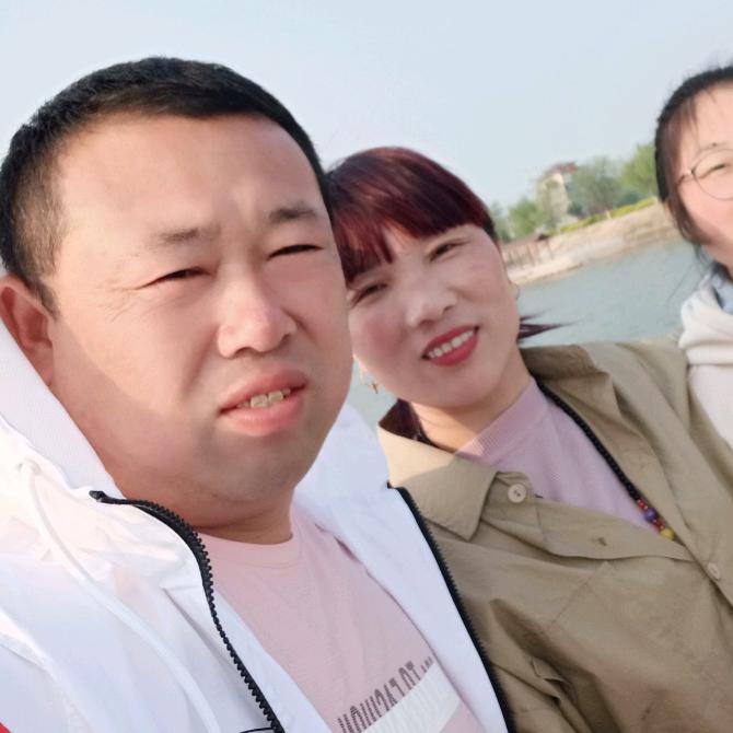 三个孩子的单亲妈妈（艳子）