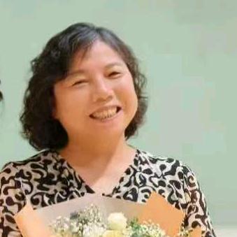 刘霞♡