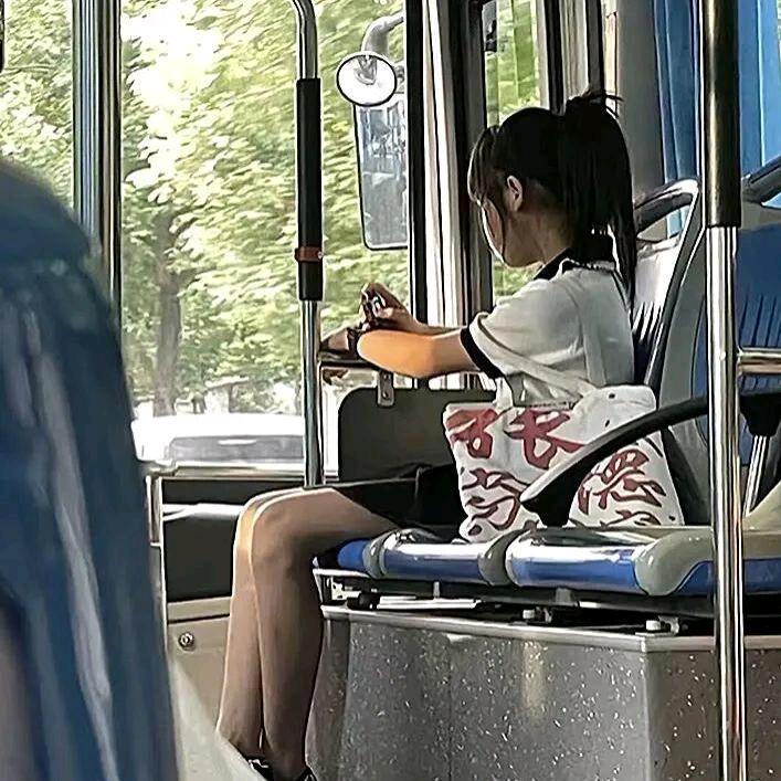 党的光芒照耀我心