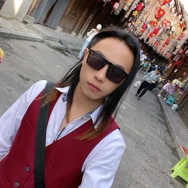 云南第一甩头哥