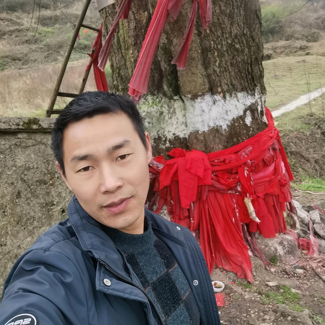 专业挂车以旧换新。回收旧版旧桥办理超牌