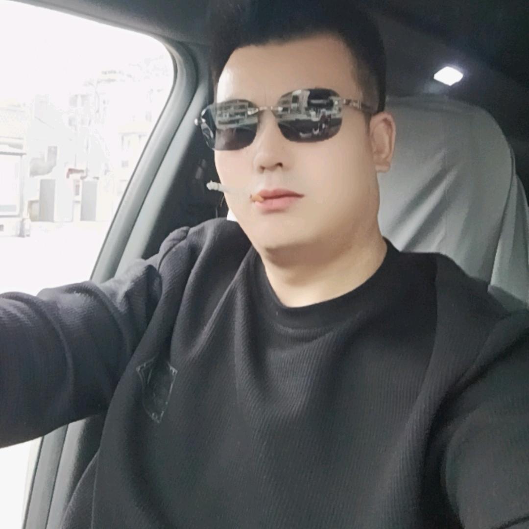 喜欢户外钓鱼