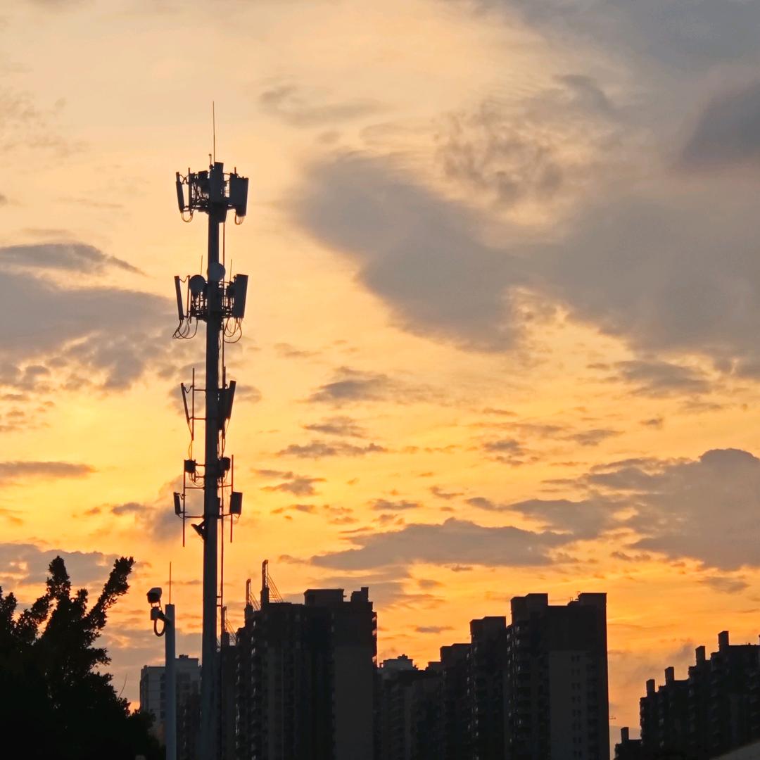 小黑头像