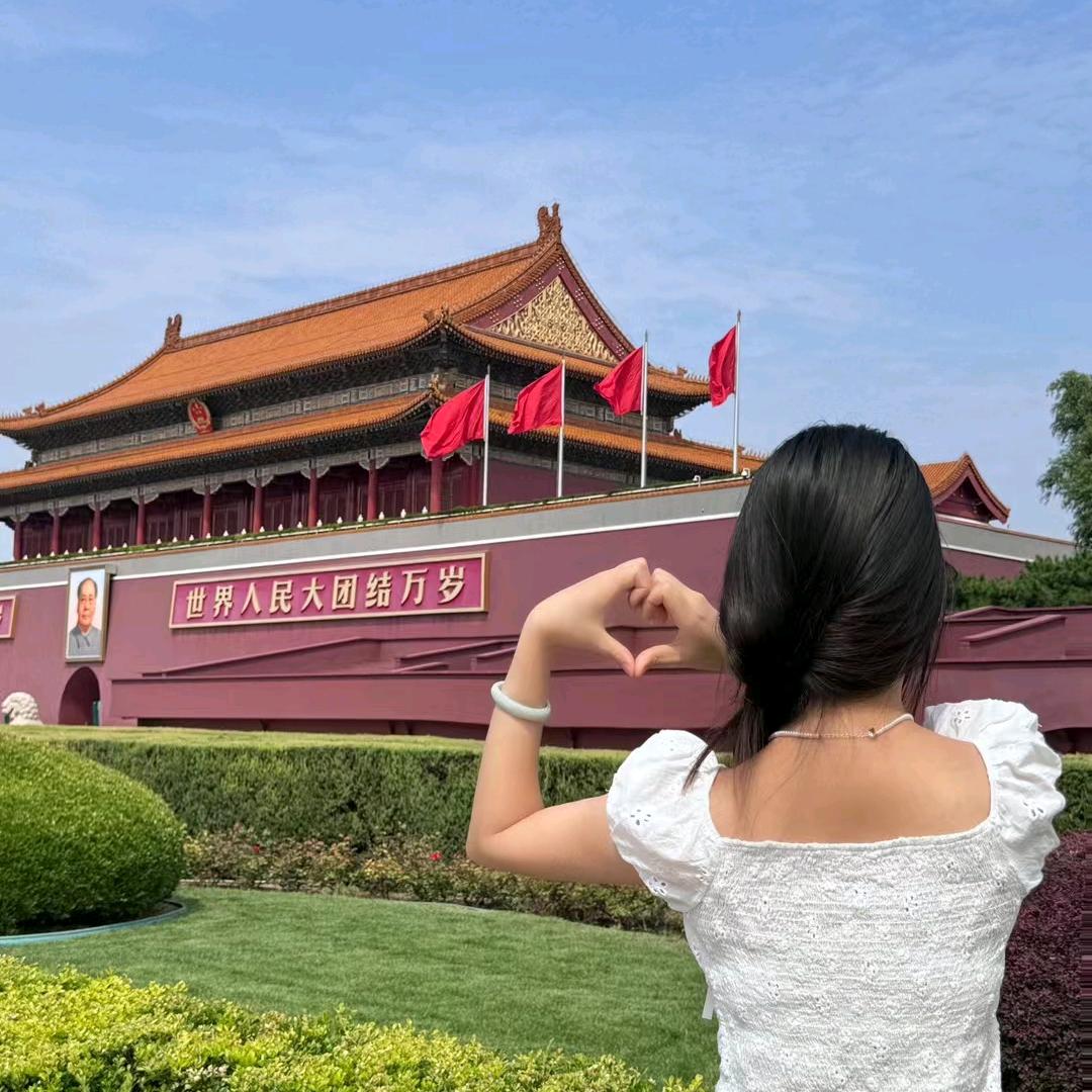 智者不入爱河→_→