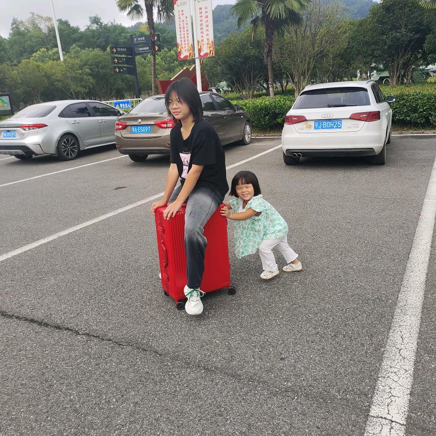 甜柯欣