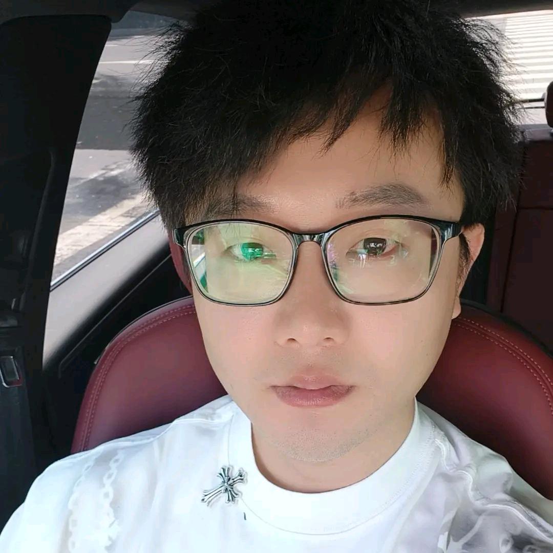 夕阳下的云海