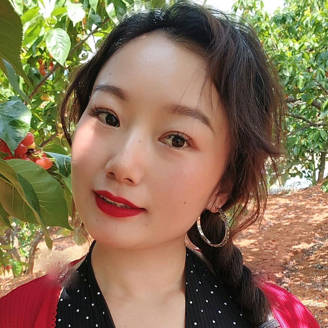 小石榴~首播（晚8:15分）