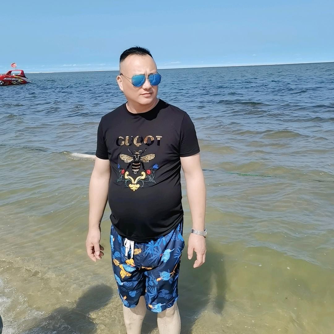 裕东平价生鲜启东市汇龙镇长龙东街304