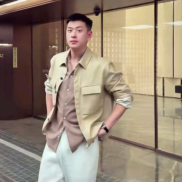 秦磊穿搭优选