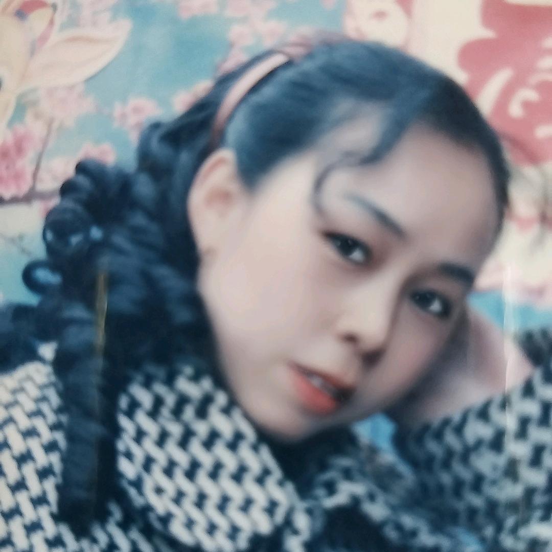 不属于我的伞宁愿淋着雨走