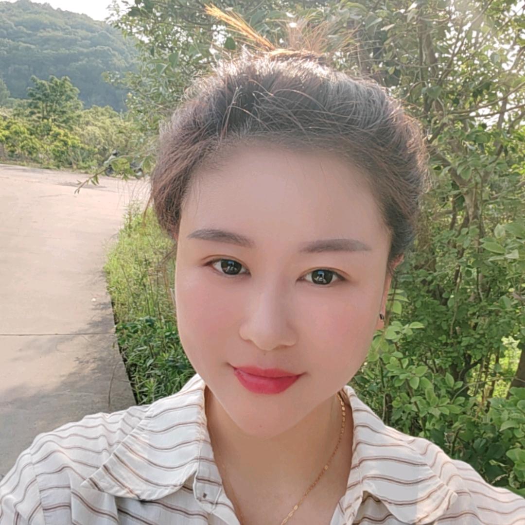 小  麦  苗