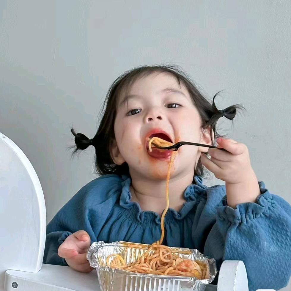 姜小丫吃喝玩乐