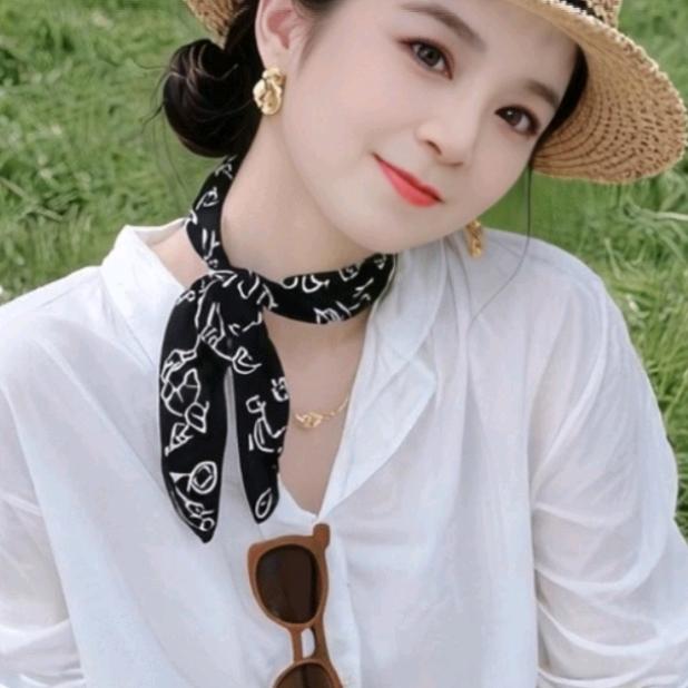 万年开零食食品店的张姐