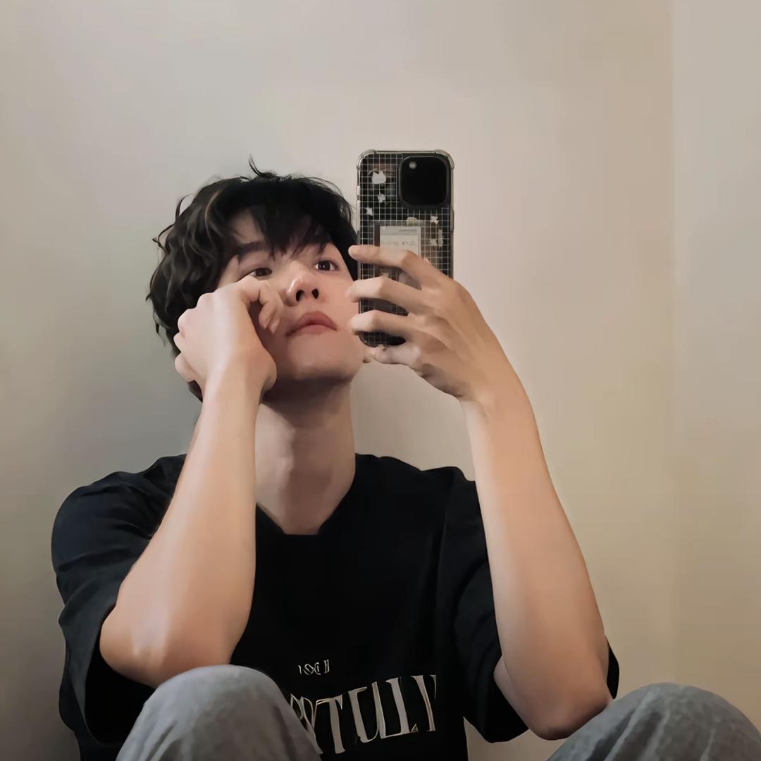 爱吃🍰