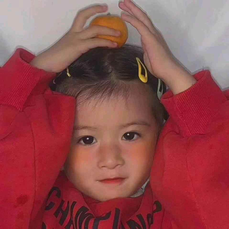 想吃番茄的柿子😋