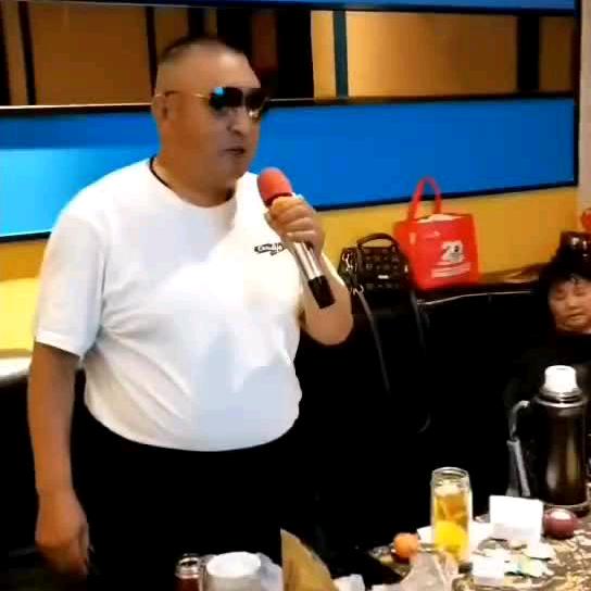 用户7435388469349大海