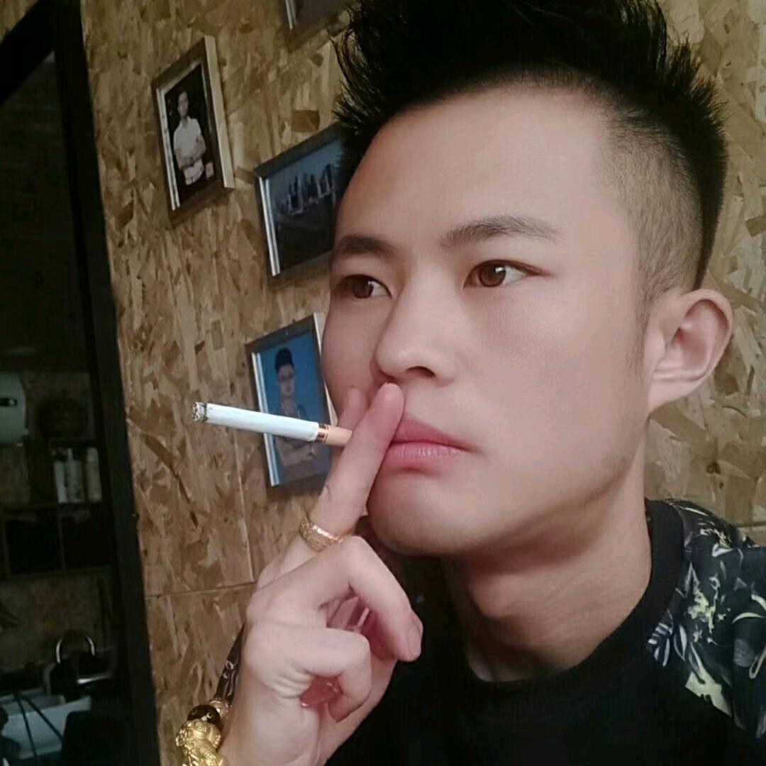 墨染锦年