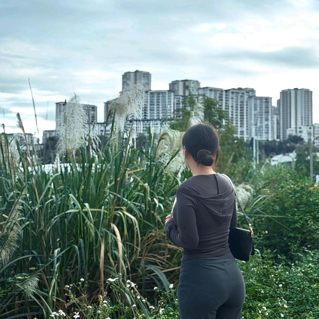 鸳鸯3臻语百货店（个体工商户）