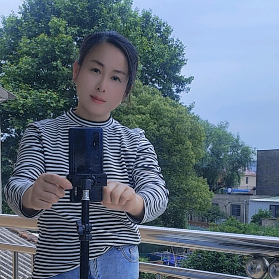 蓝色🎤首播筹备中