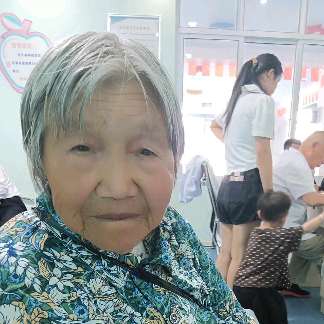 (づ ●─● )づ(눈_눈)