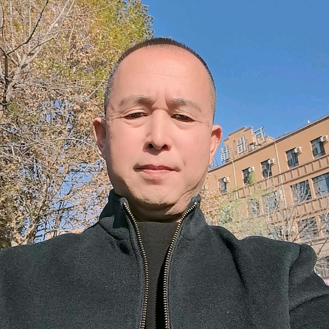 师哥聊房金牌导师。