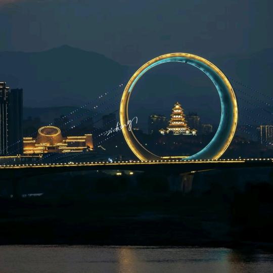 保持热爱奔赴山海