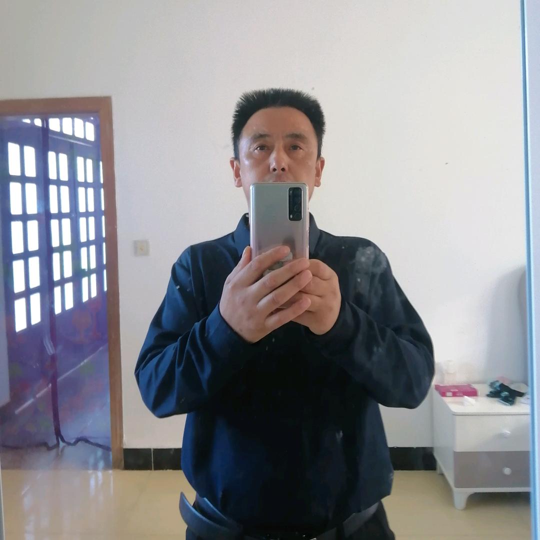 龙晶宇