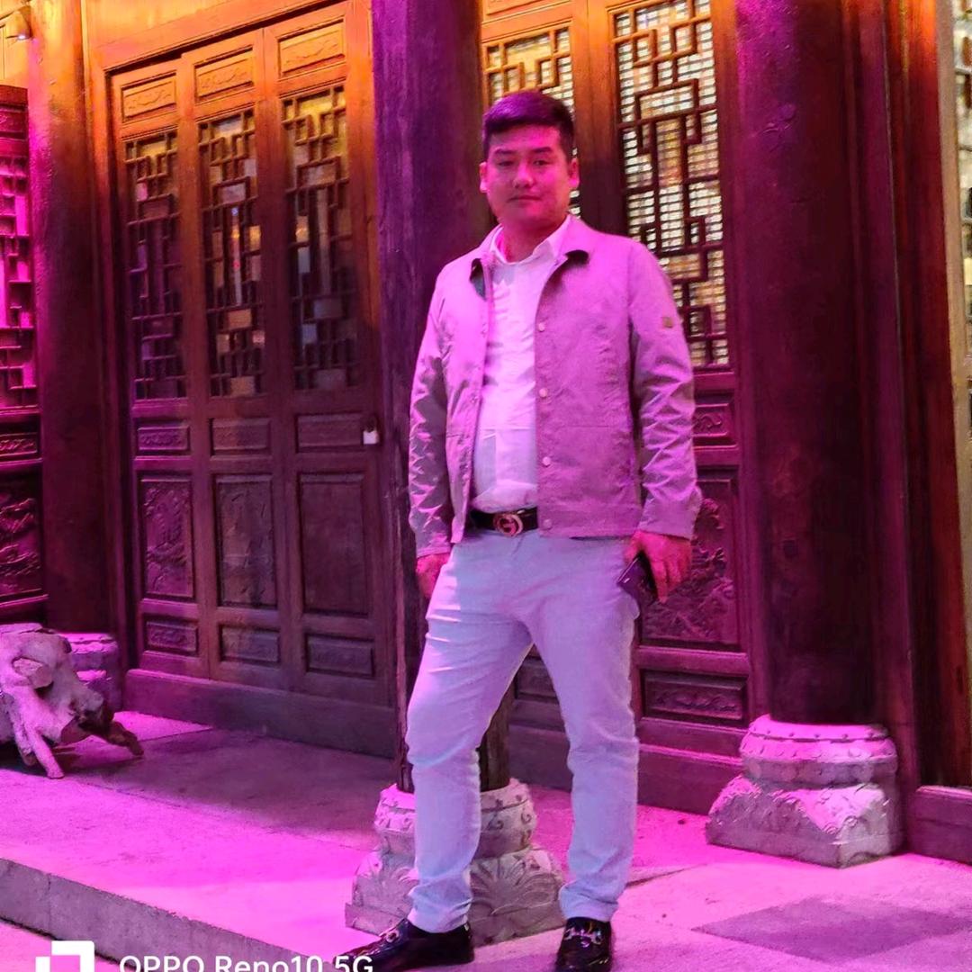 三十多岁的人