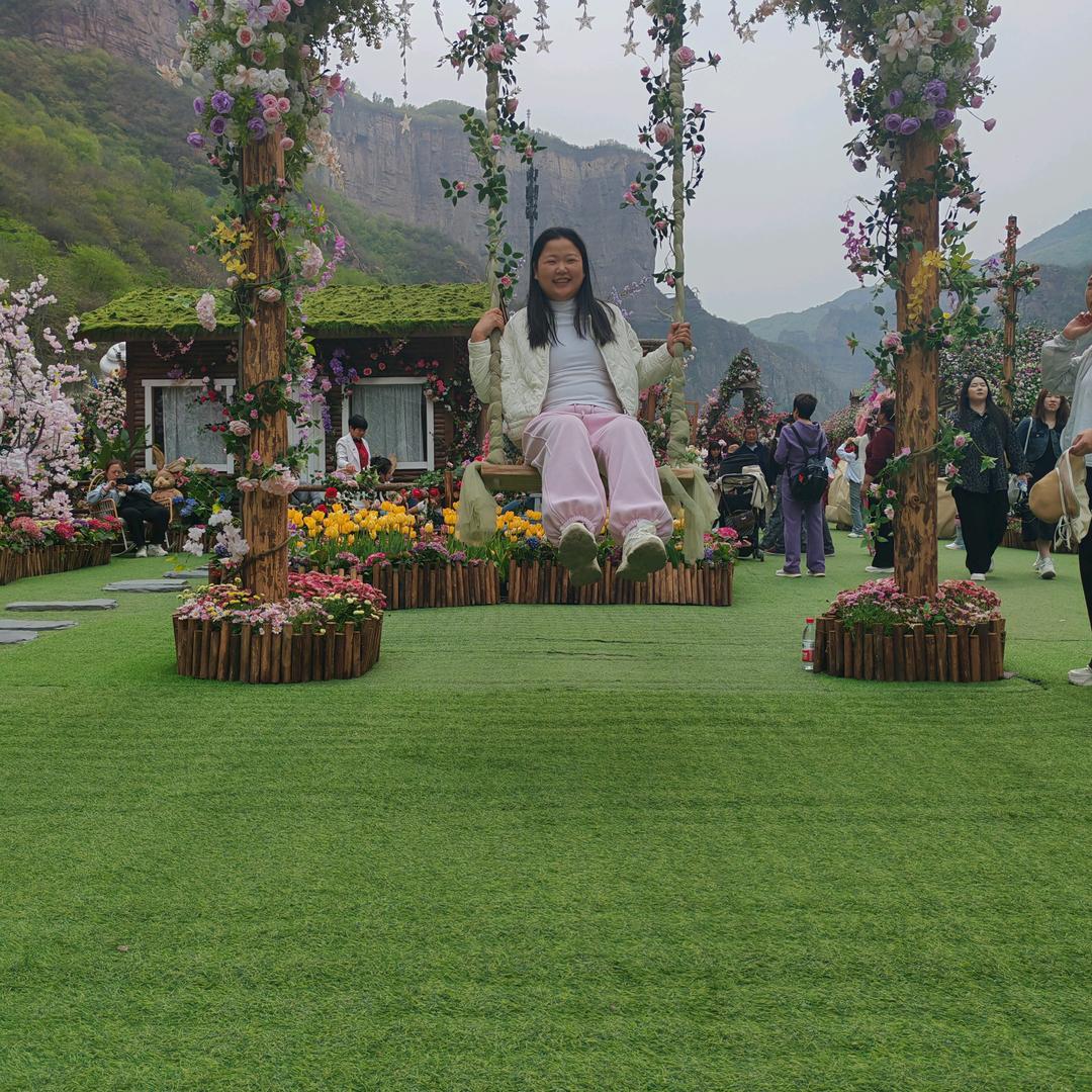 …谁都不爱，就喜欢毛爷爷