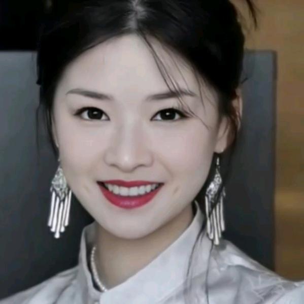 潇洒假姐姐