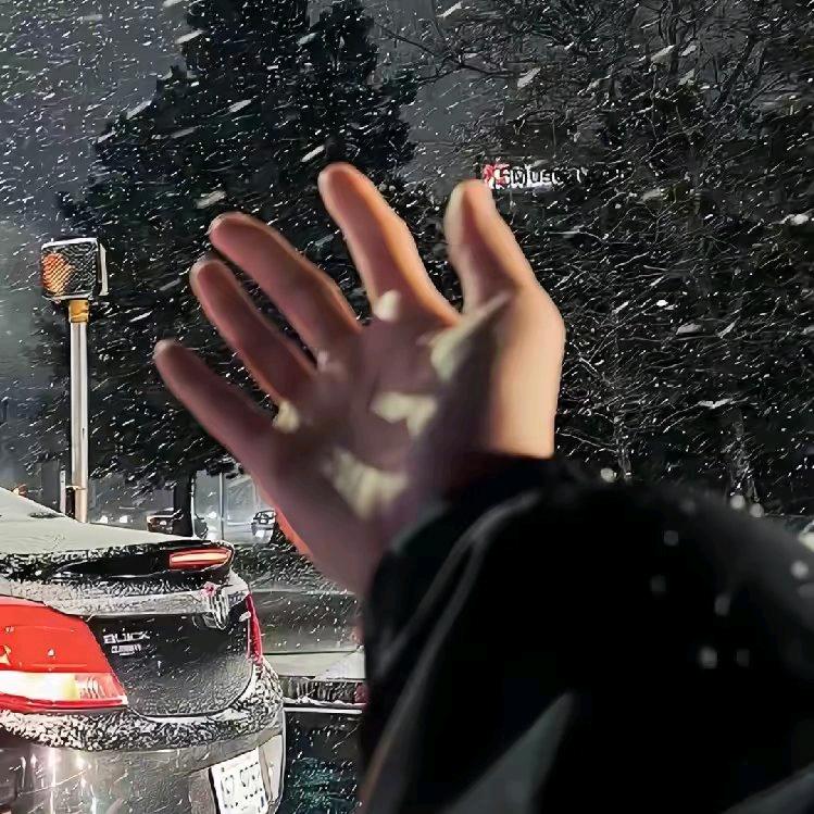 A航
