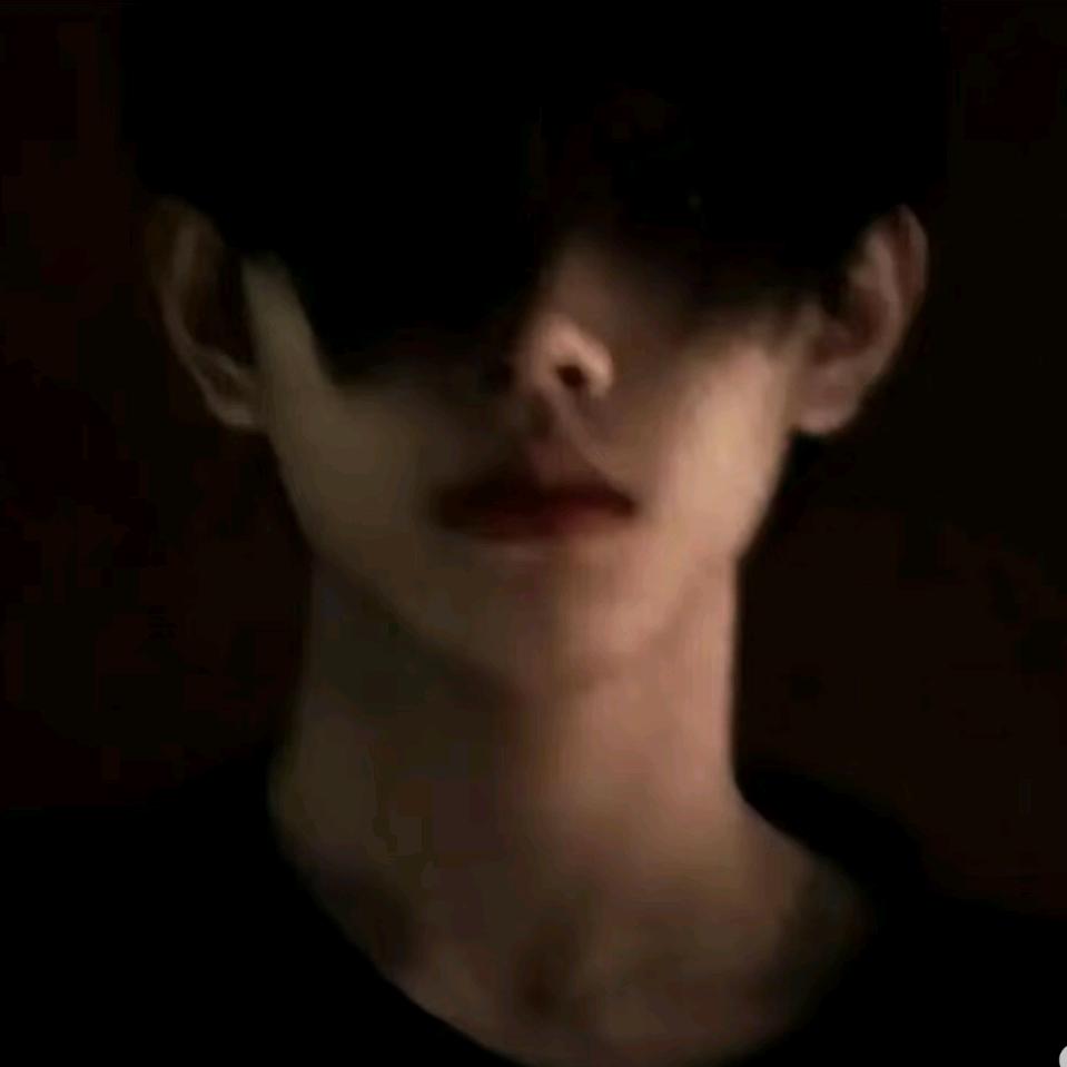 爱吃鼻屎鸡屎狗屎孔雀屎💩